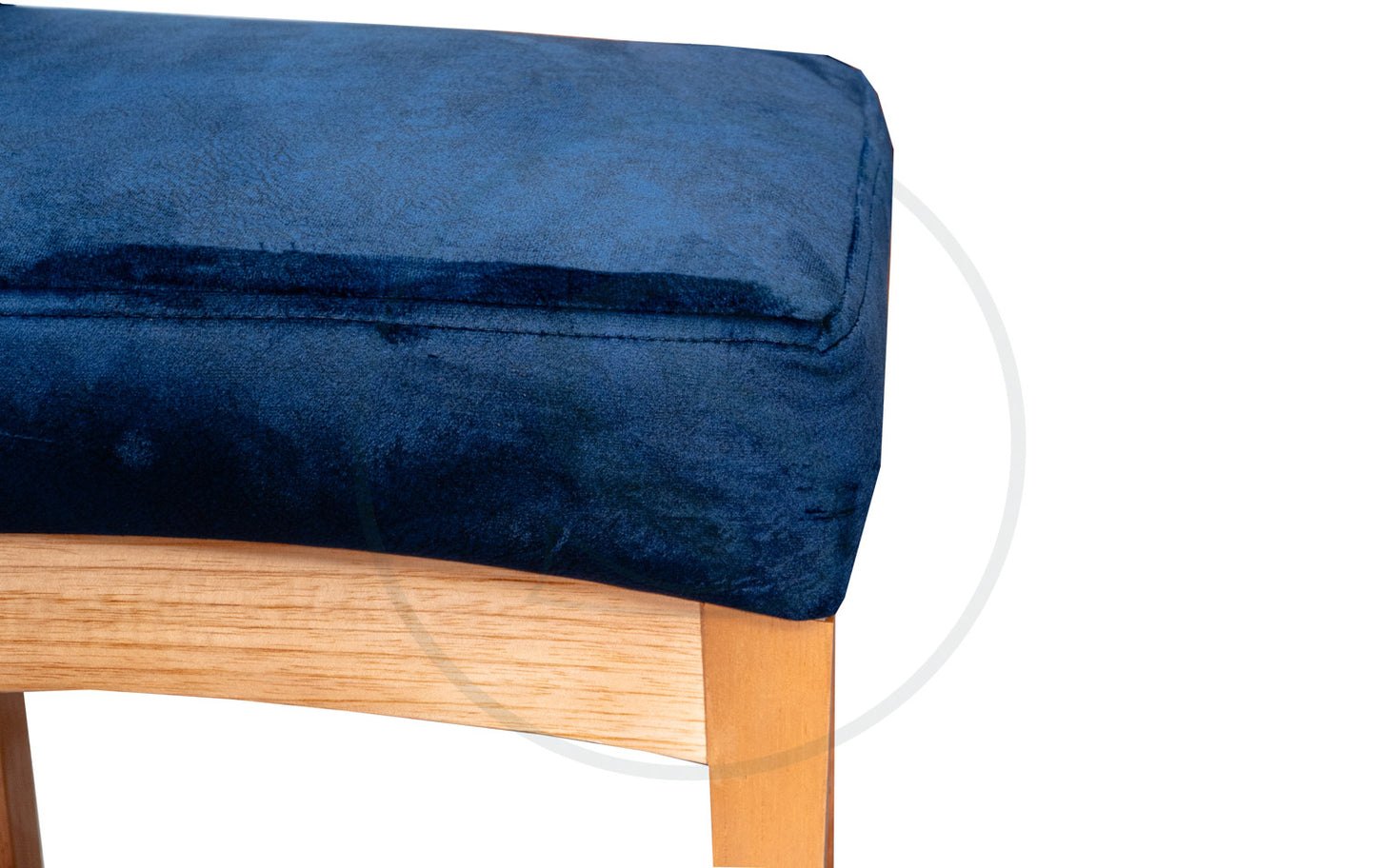 Comedor 5 Ptos
Base Kioto + Sillas Estambul
+ Butaco Rio - Saira Muebles