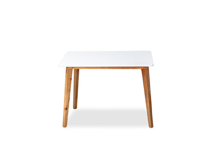 Base Comedor Thiago + 2 Silla Venecia + 1 Butaco Venecia
