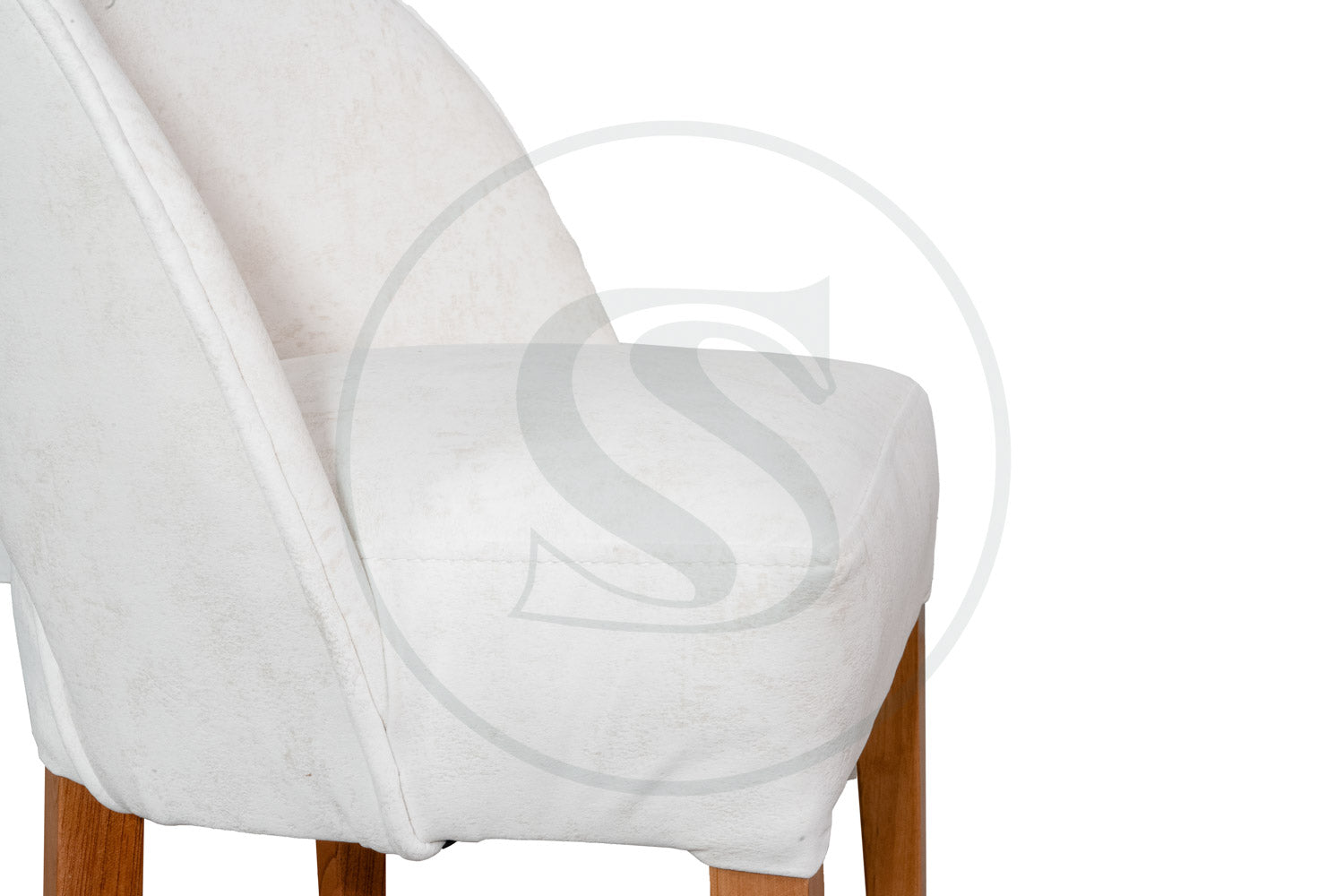 Comedor 4 Ptos 
Base Comedor Thiago + 4 Sillas Portugal - Saira Muebles